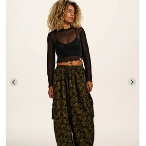 Lucy and Yak Perrie top size Large